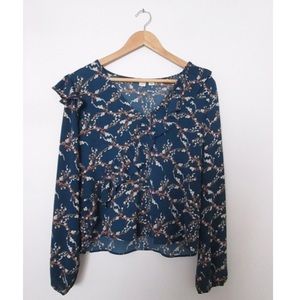 Melrose and Market blue Japanese ruffle top